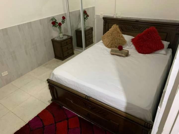 Hostal Marbella 47 Kartagena Zewnętrze zdjęcie